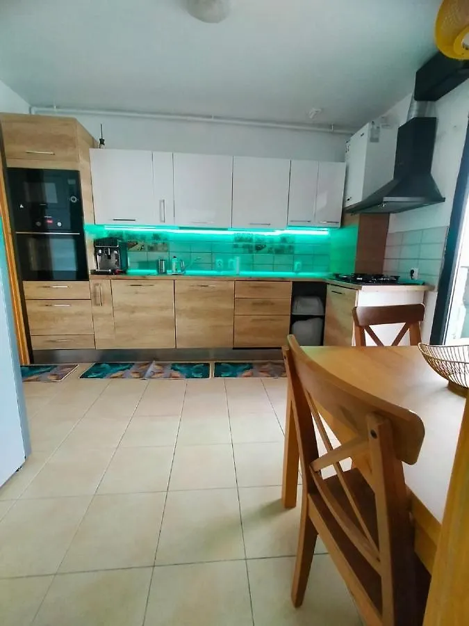 Lake View Luxury Apartment Bucarest